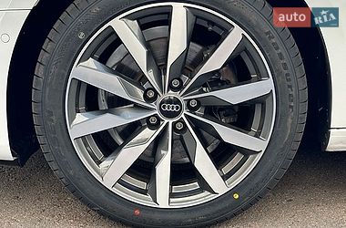 Седан Audi A4 2023 в Рівному