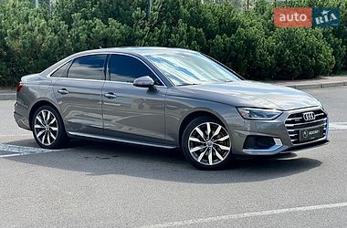 Седан Audi A4 2020 в Киеве