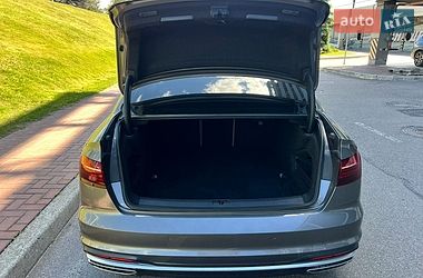Седан Audi A4 2020 в Києві