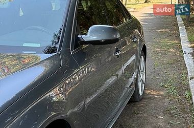Седан Audi A4 2013 в Бучачі