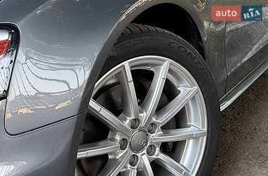 Седан Audi A4 2013 в Бучачі