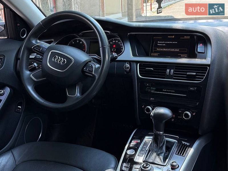 Седан Audi A4 2013 в Бучачі