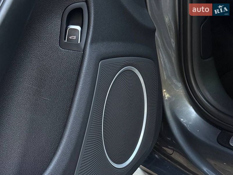 Седан Audi A4 2013 в Бучачі