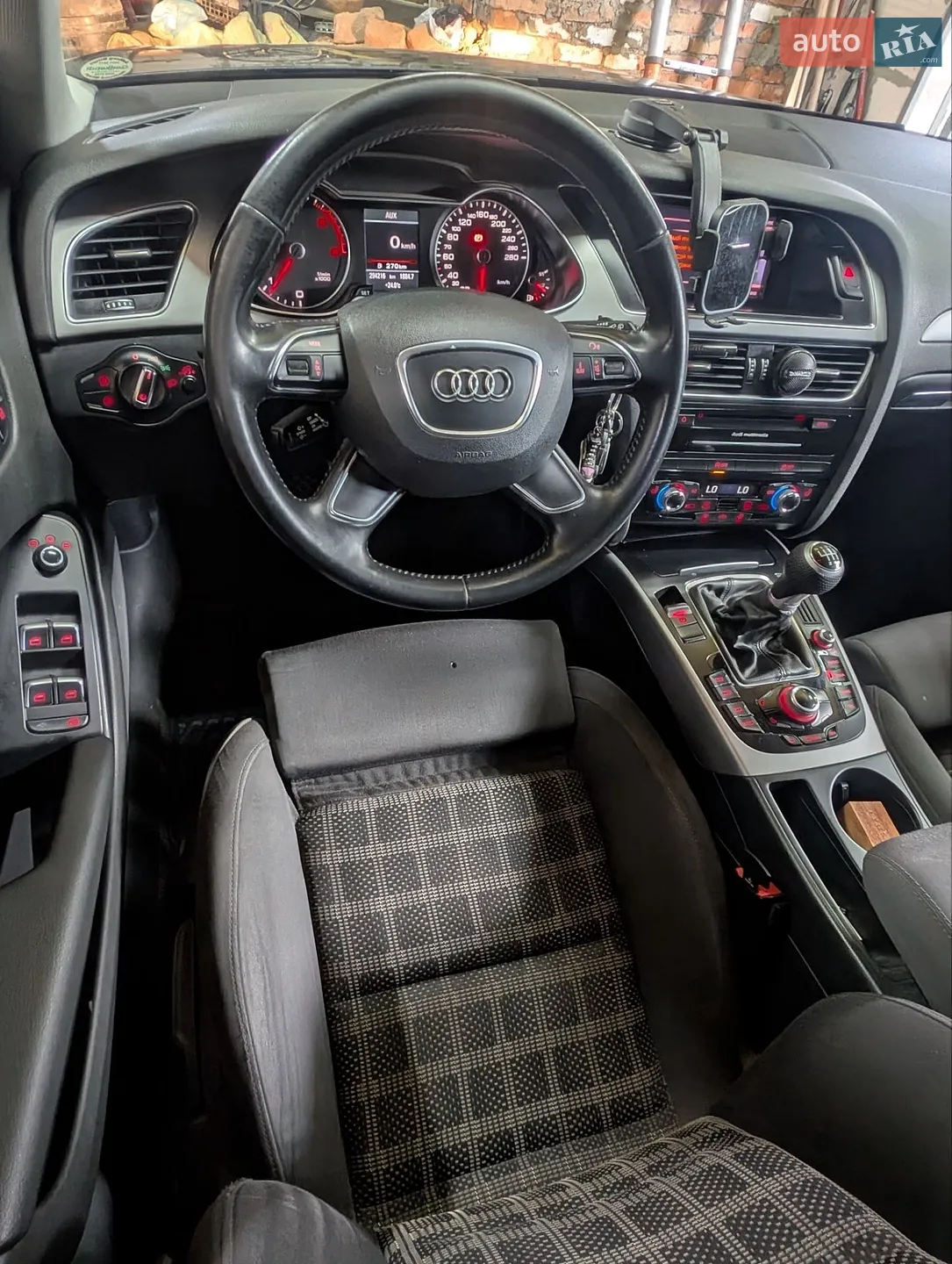 2013 Audi A4 - мініатюра 16