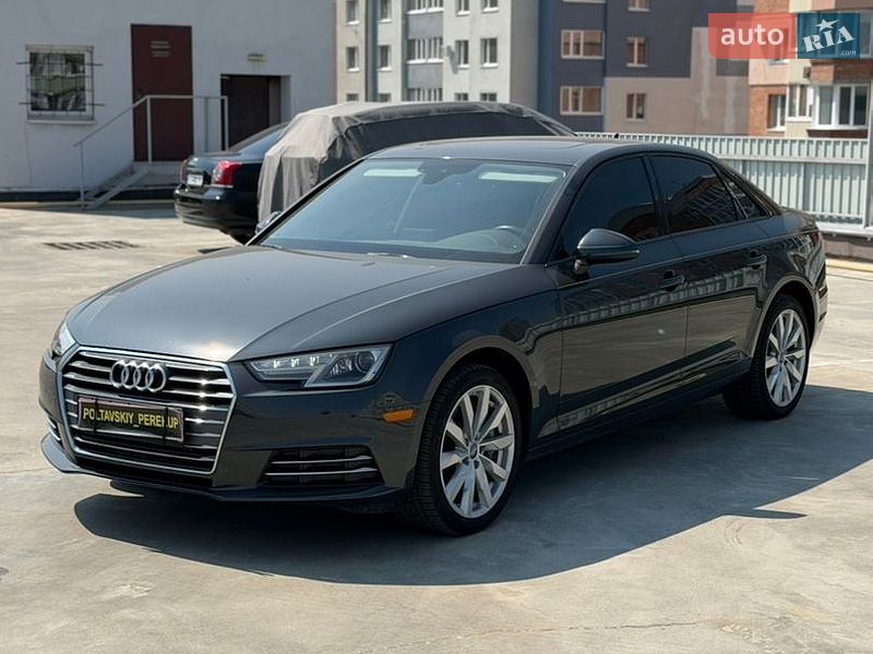 Седан Audi A4 2016 в Полтаві