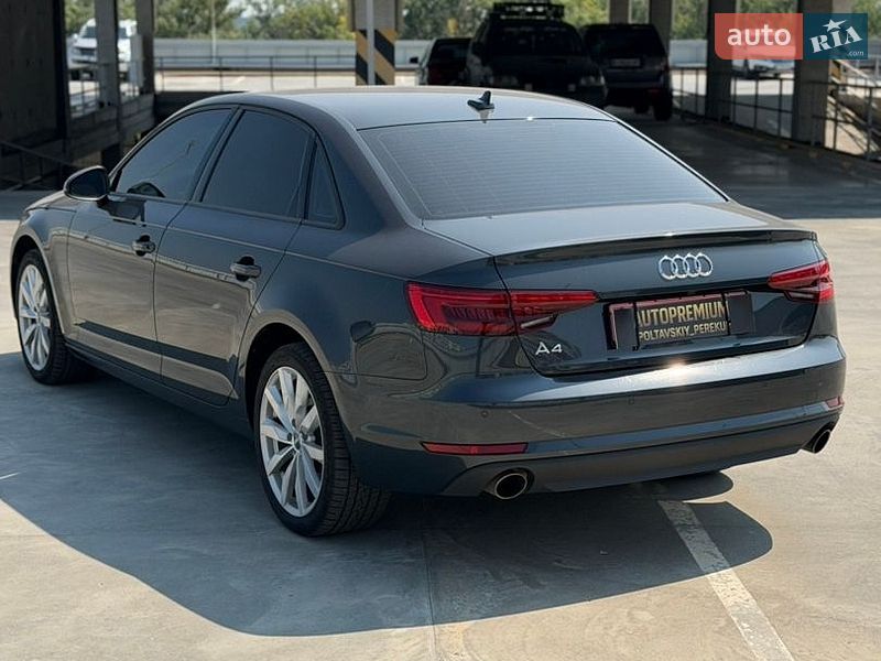 Седан Audi A4 2016 в Полтаві
