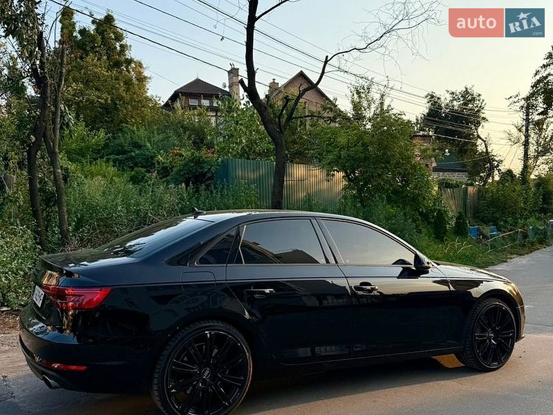 Седан Audi A4 2016 в Києві