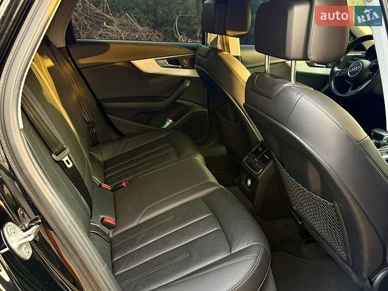 Седан Audi A4 2016 в Києві