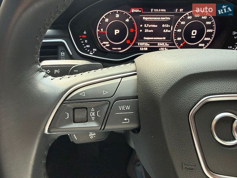 Седан Audi A4 2018 в Рівному