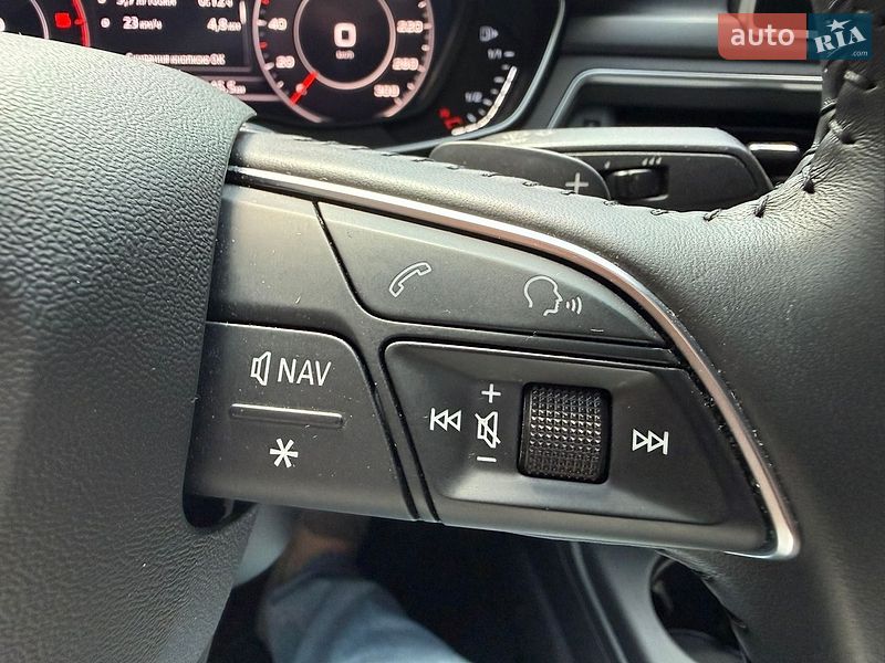 Седан Audi A4 2018 в Рівному