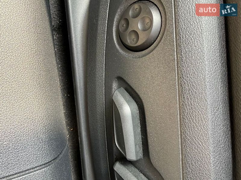 Седан Audi A4 2018 в Рівному