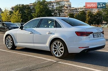 Седан Audi A4 2017 в Киеве