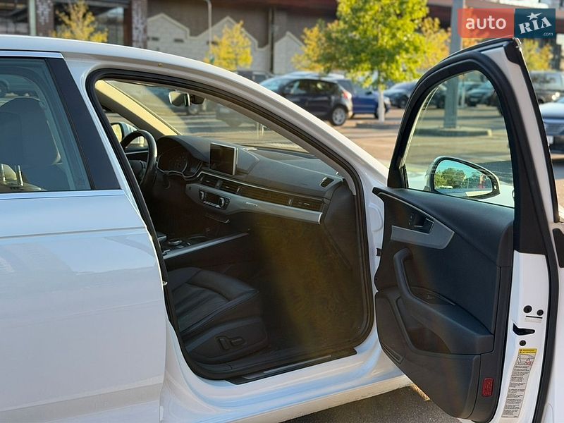 Седан Audi A4 2017 в Киеве