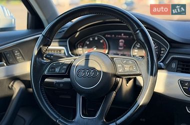 Седан Audi A4 2017 в Киеве