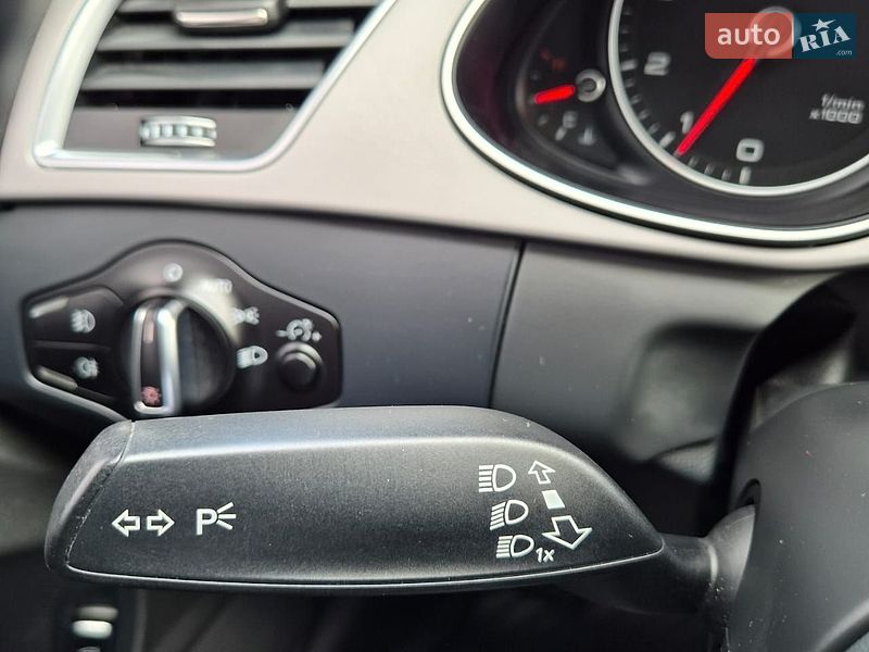 Седан Audi A4 2014 в Луцке