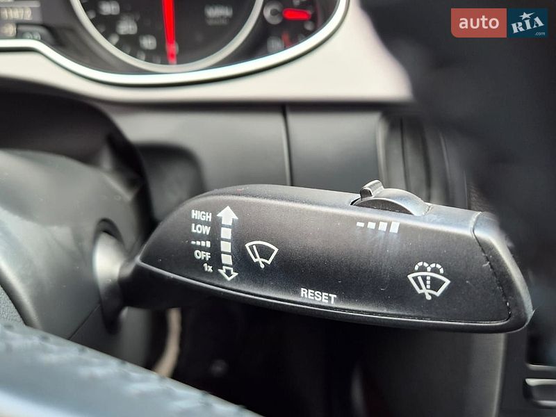 Седан Audi A4 2014 в Луцке