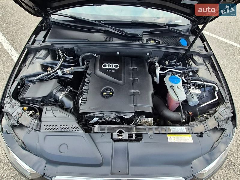 Седан Audi A4 2014 в Луцке