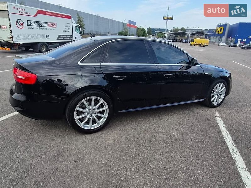 Седан Audi A4 2014 в Луцке