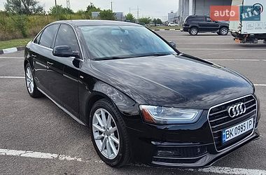 Седан Audi A4 2014 в Луцке