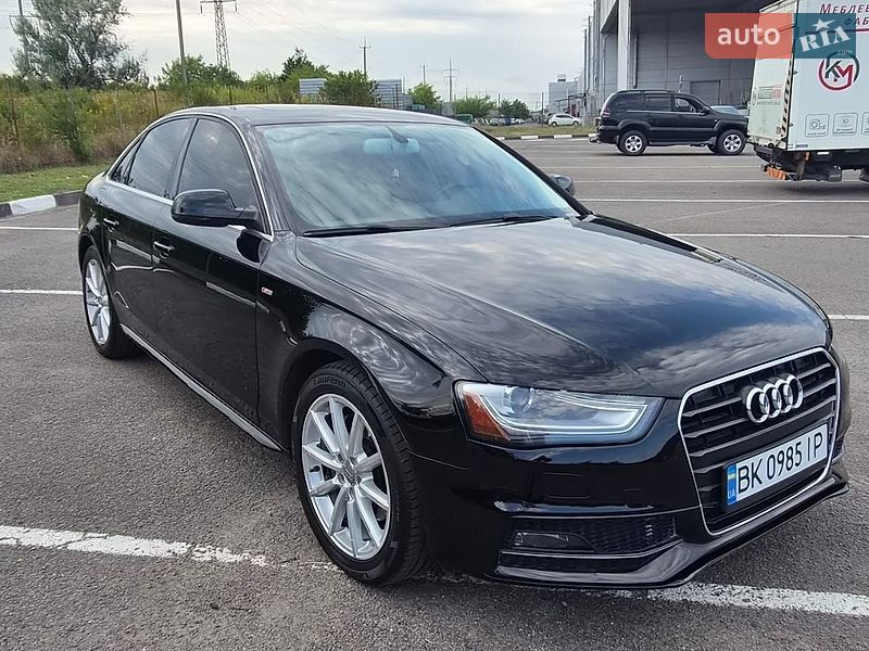 Седан Audi A4 2014 в Луцке