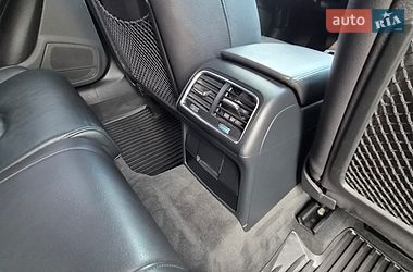 Седан Audi A4 2014 в Луцке