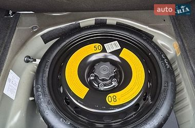Седан Audi A4 2014 в Луцке