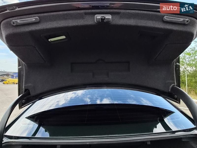 Седан Audi A4 2014 в Луцке