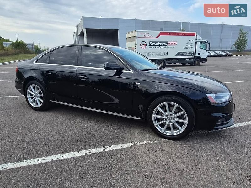 Седан Audi A4 2014 в Луцке
