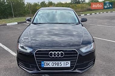 Седан Audi A4 2014 в Луцке