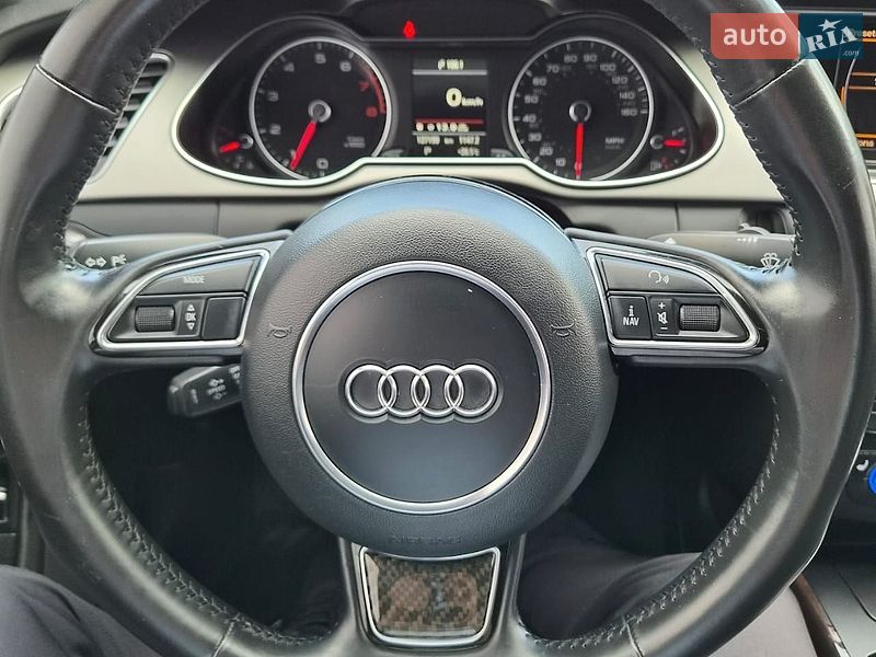 Седан Audi A4 2014 в Луцке