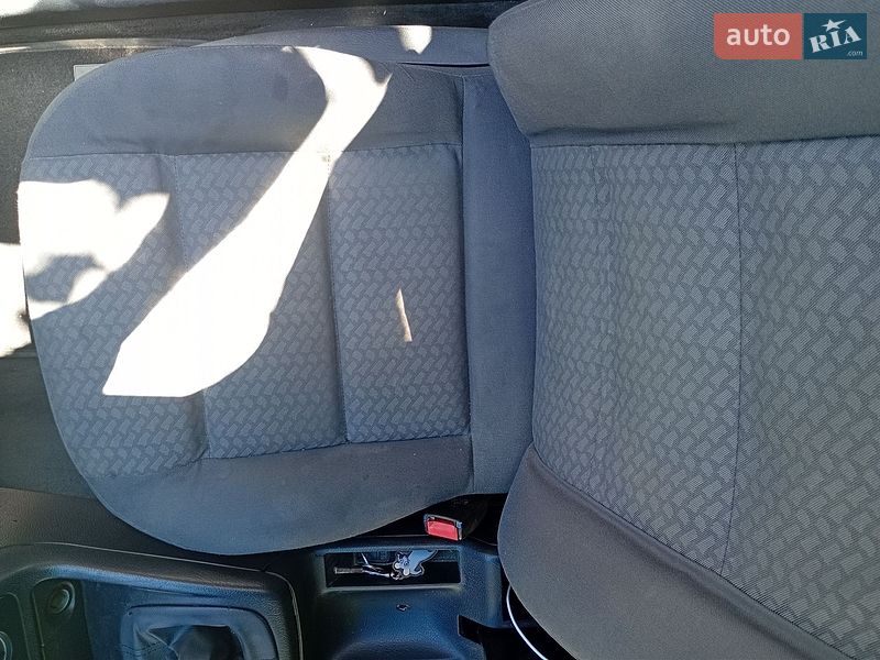Седан Audi A4 1995 в Хусте