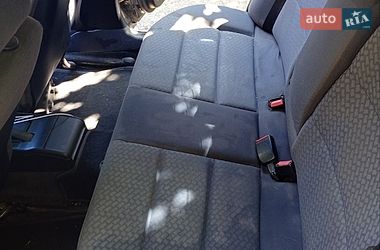 Седан Audi A4 1995 в Хусте