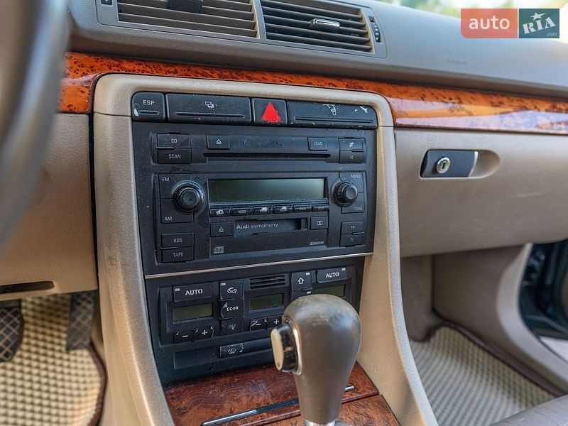 Універсал Audi A4 2002 в Дрогобичі