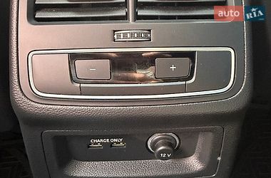 Седан Audi A4 2022 в Полтаве