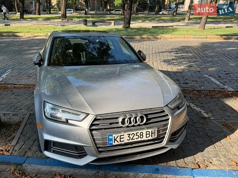 Седан Audi A4 2018 в Днепре
