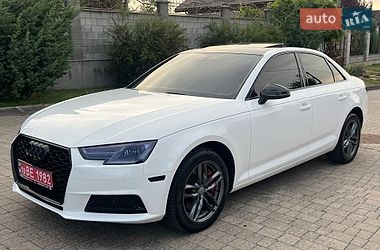 Седан Audi A4 2017 в Ровно
