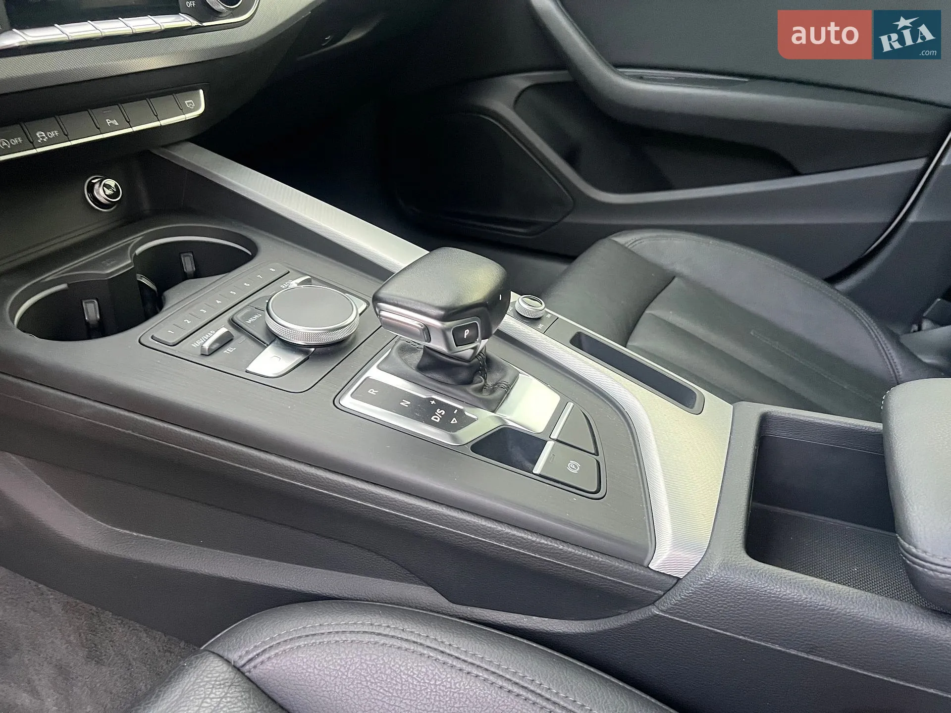 2017 Audi A4 - мініатюра 38