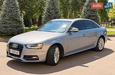 Седан Audi A4 2015 в Киеве