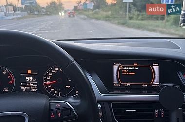 Седан Audi A4 2013 в Бучі