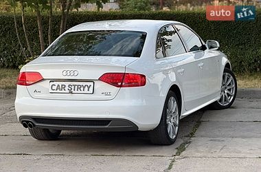Седан Audi A4 2011 в Стрию