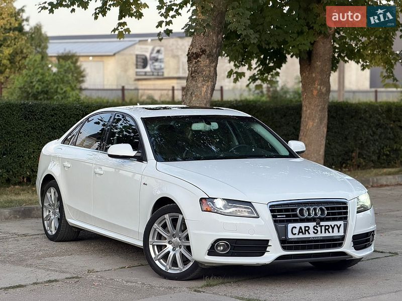 Седан Audi A4 2011 в Стрию