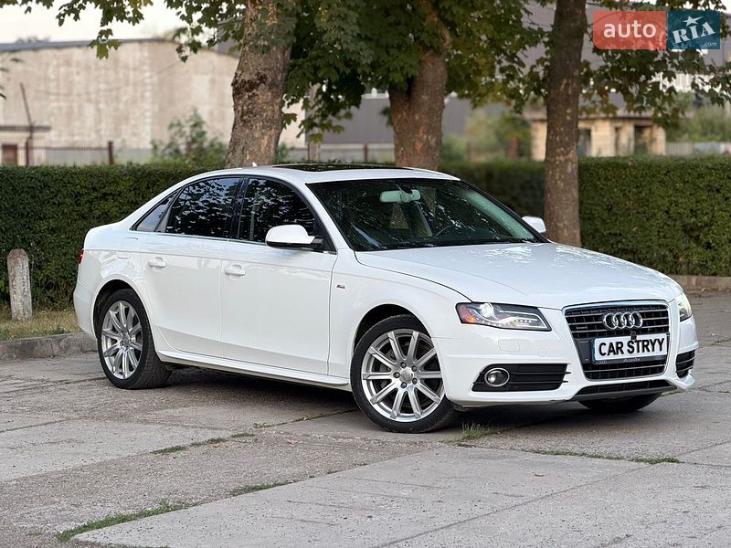 Седан Audi A4 2011 в Стрию