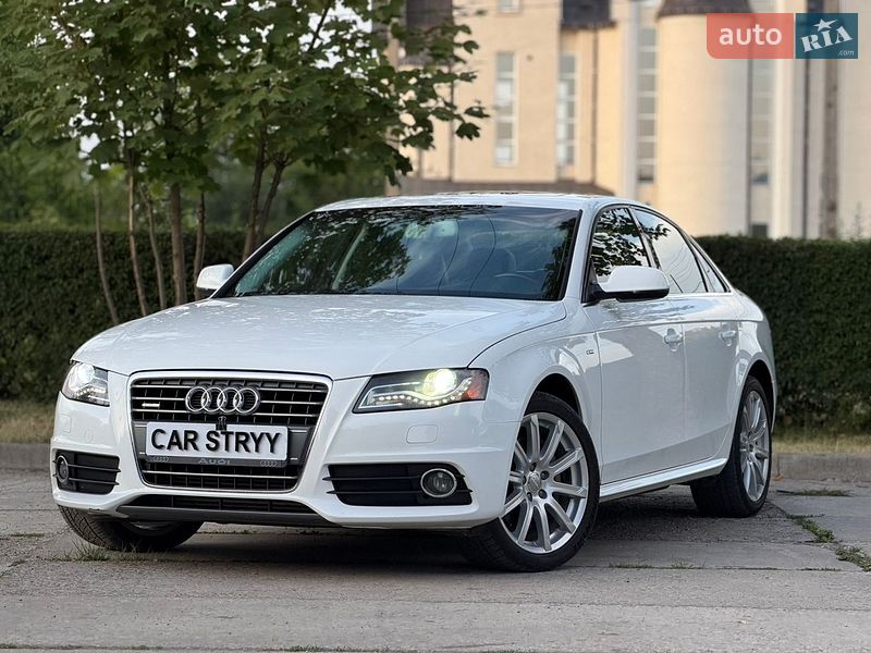 Седан Audi A4 2011 в Стрию