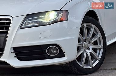 Седан Audi A4 2011 в Стрию