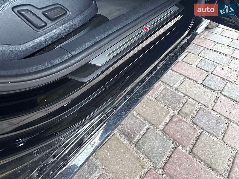 Седан Audi A4 2018 в Києві