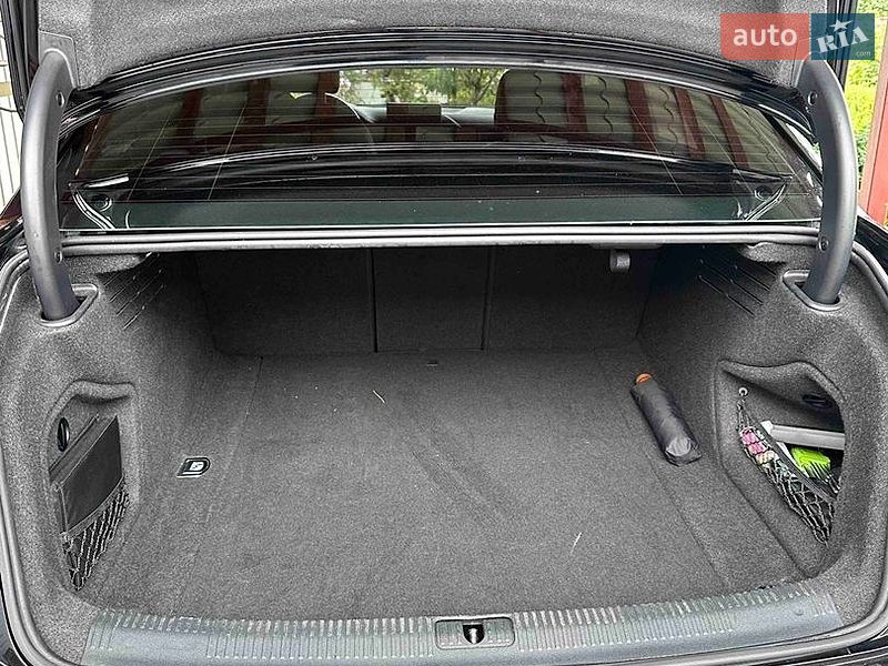 Седан Audi A4 2018 в Києві