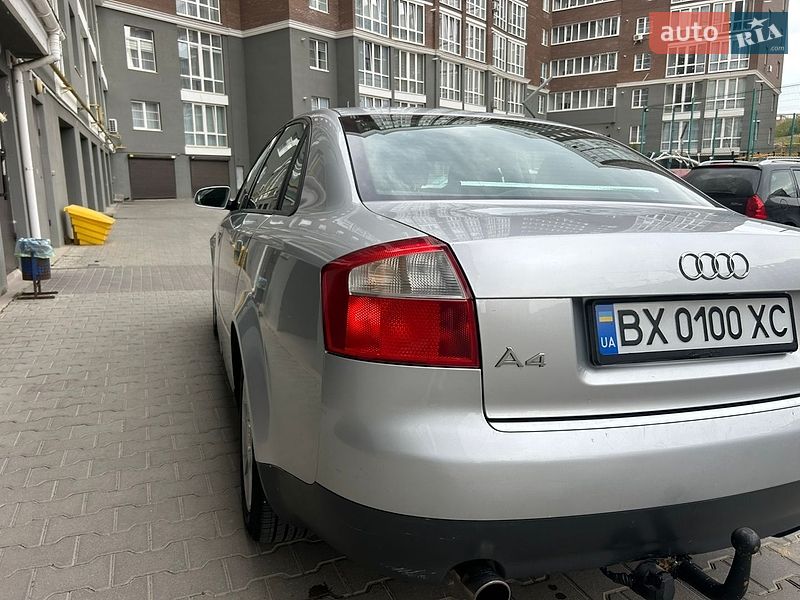 Седан Audi A4 2002 в Чернівцях