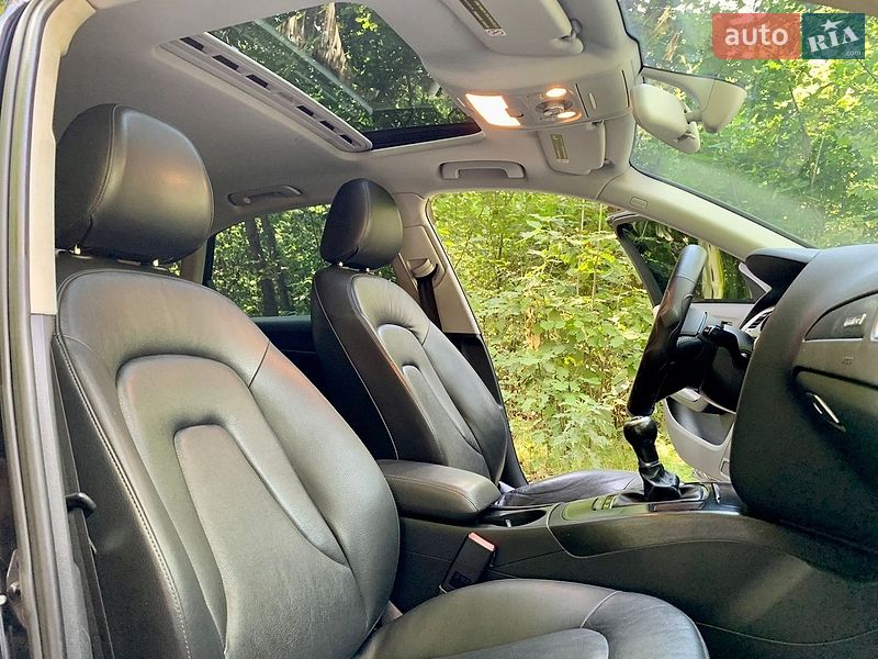 Седан Audi A4 2012 в Києві