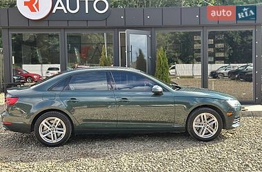 Седан Audi A4 2016 в Львові