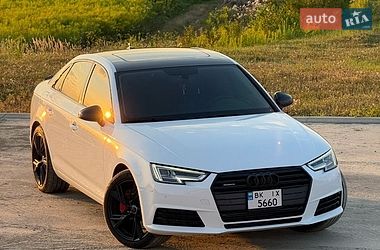 Седан Audi A4 2015 в Ровно